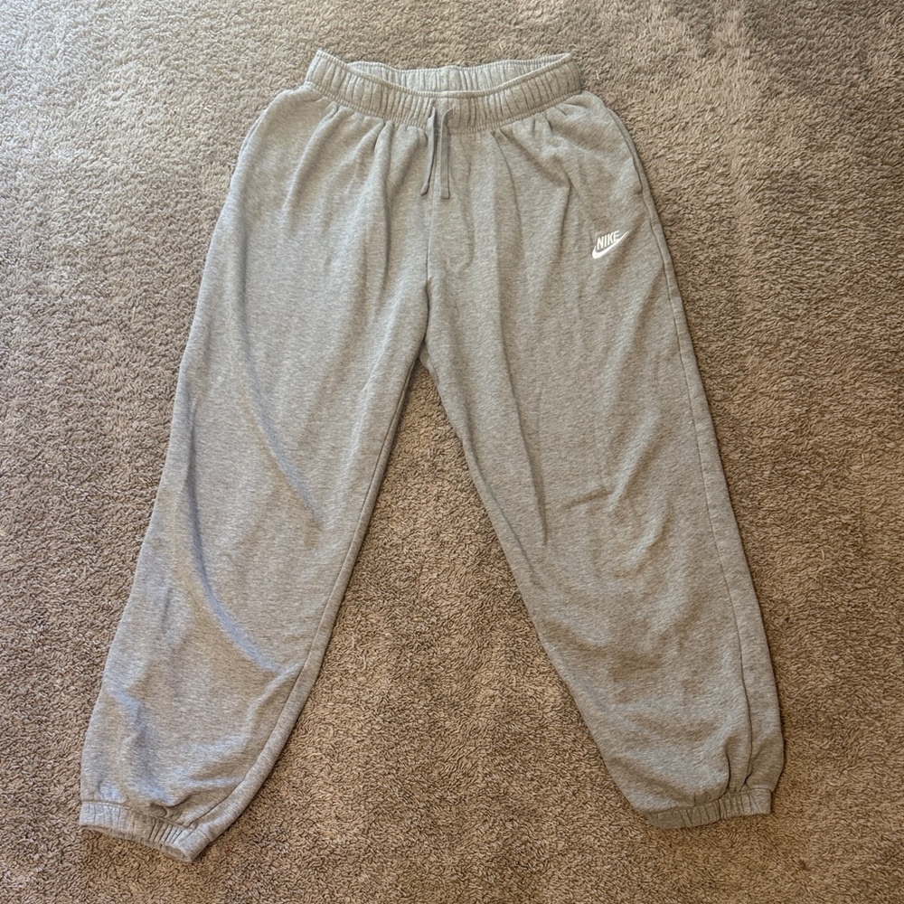 Nike Woman’s Light Gray Joggers
